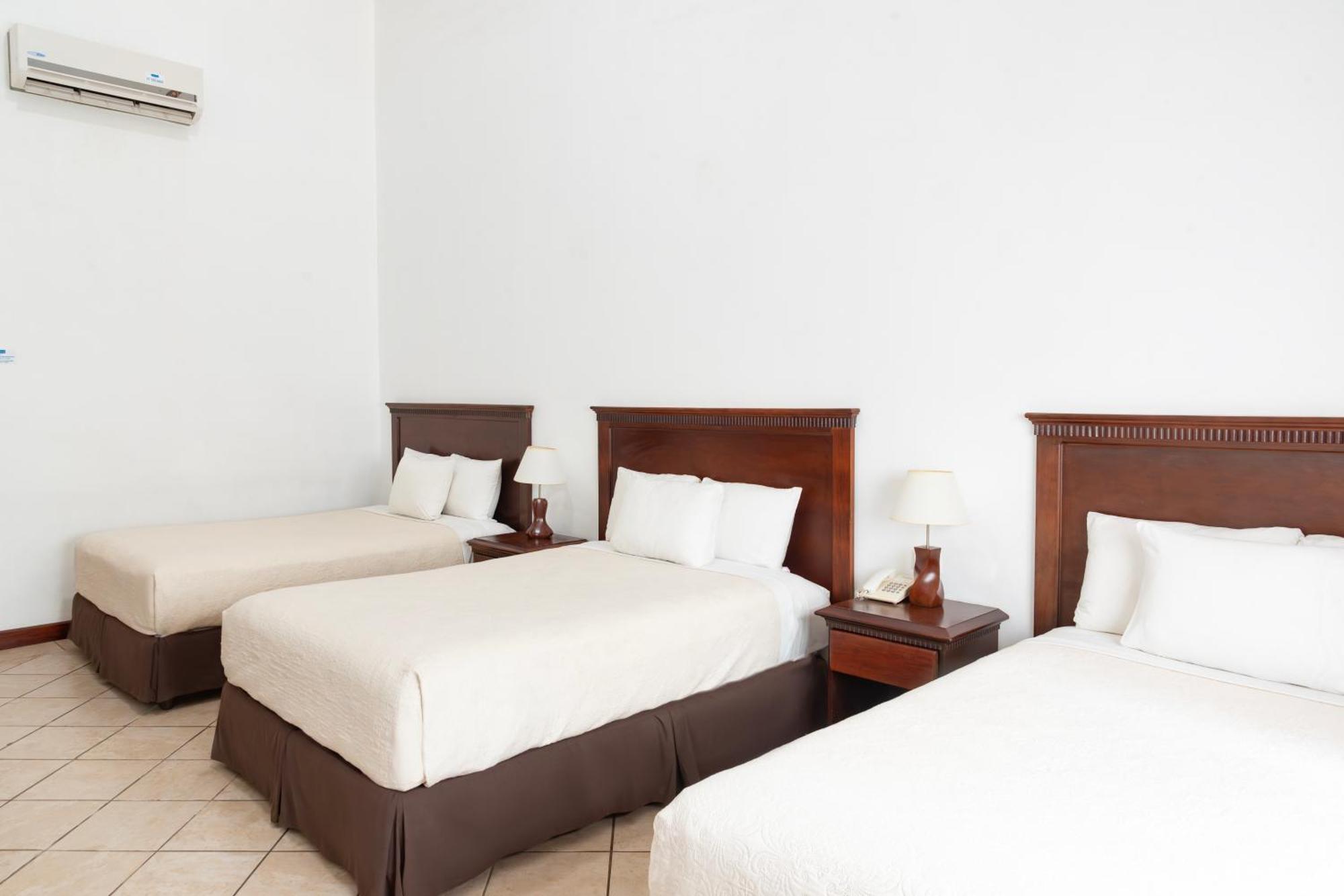 Hotel Cayman Suites Monterrico Exteriör bild