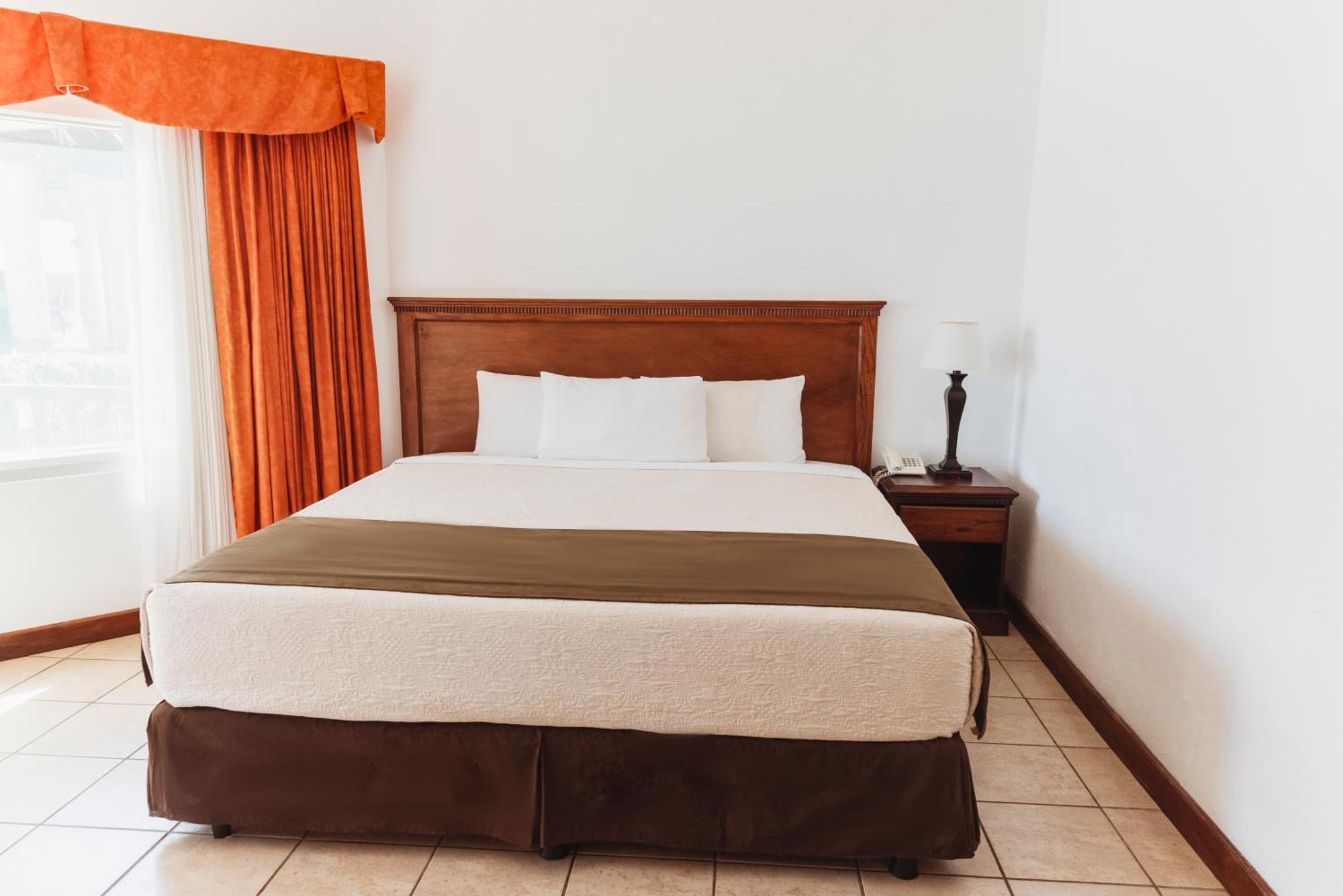 Hotel Cayman Suites Monterrico Exteriör bild