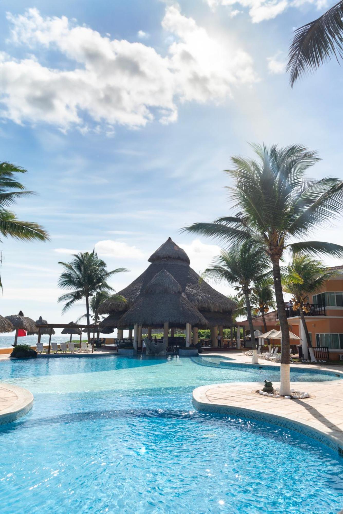 Hotel Cayman Suites Monterrico Exteriör bild