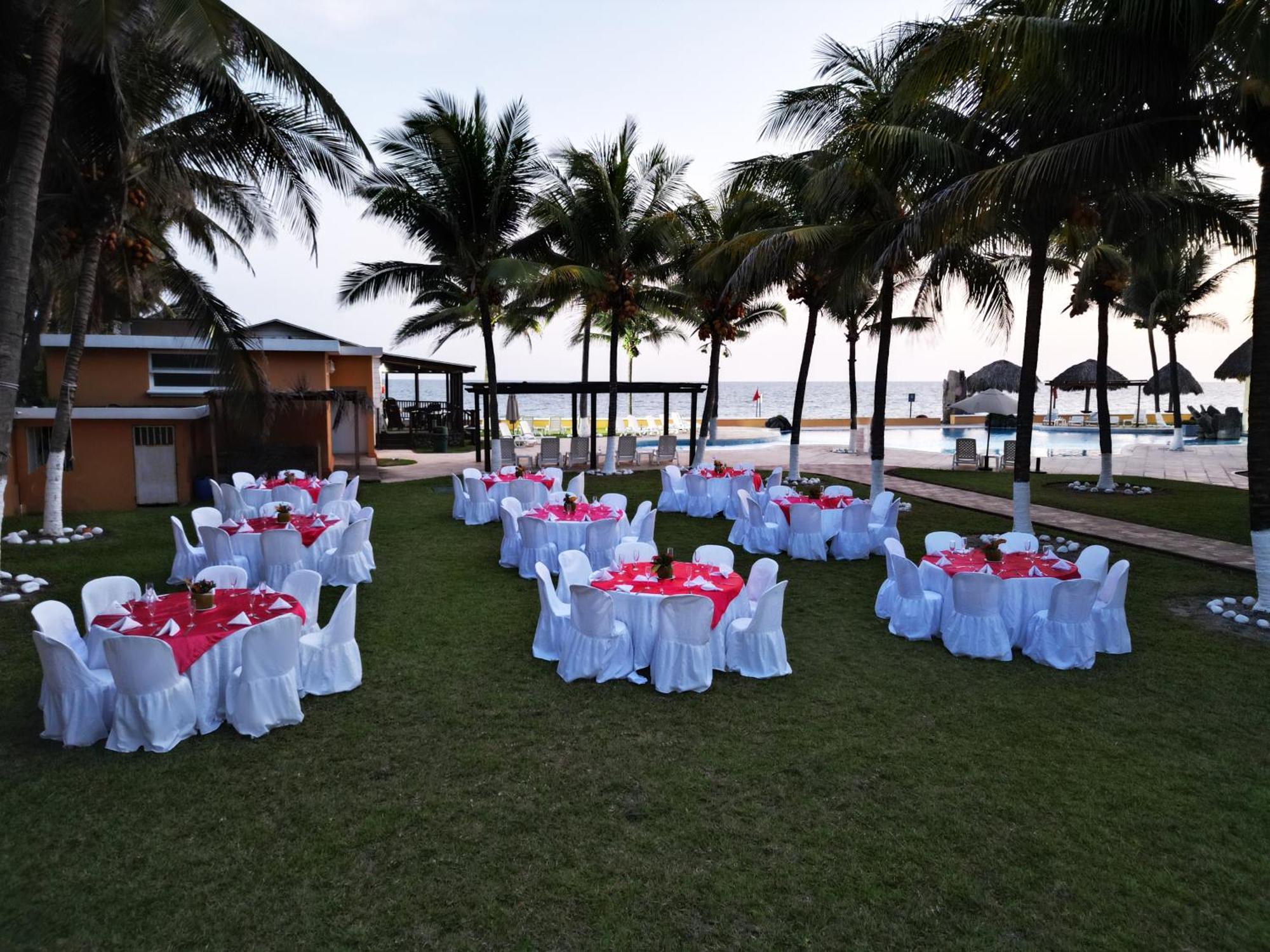 Hotel Cayman Suites Monterrico Exteriör bild