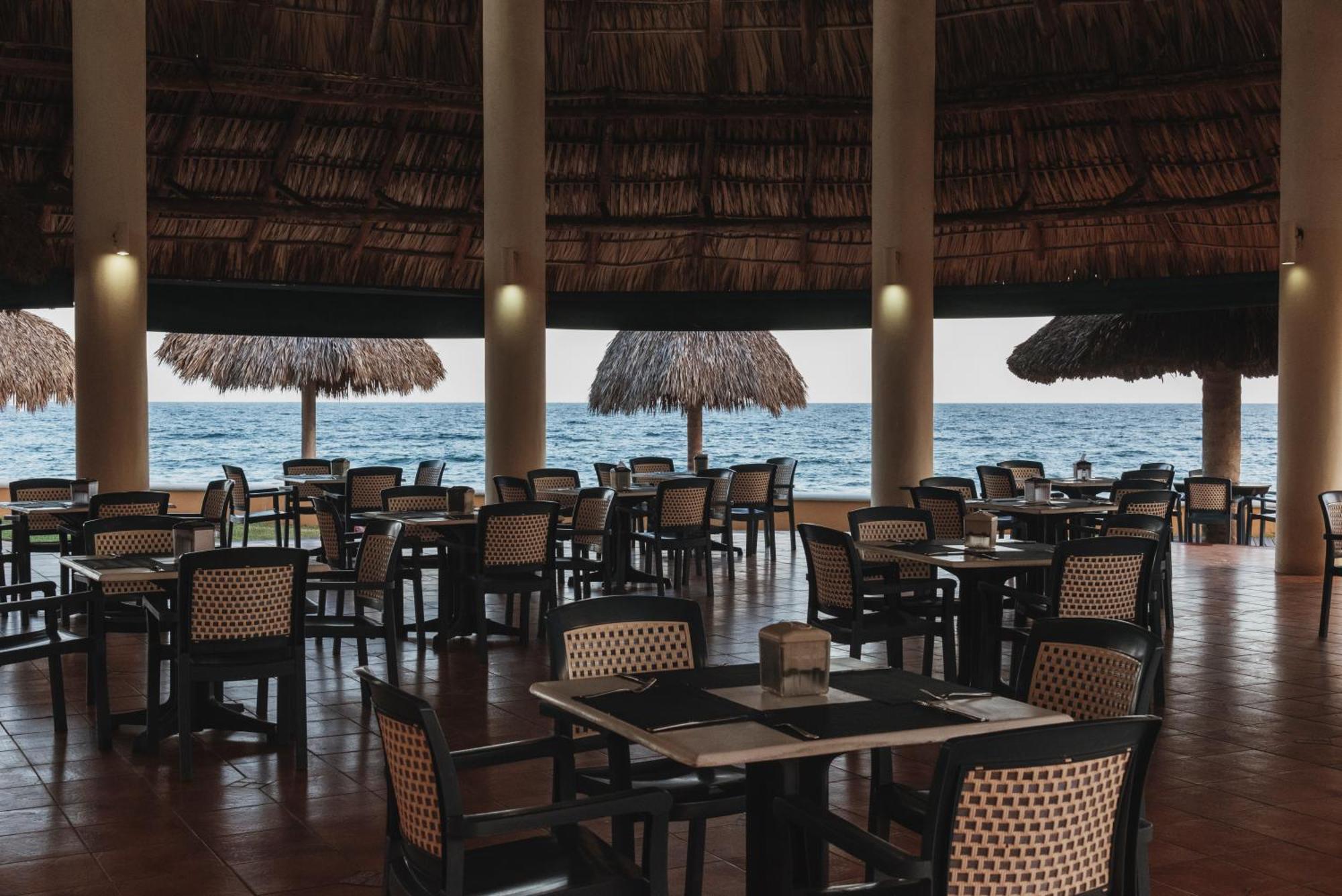Hotel Cayman Suites Monterrico Exteriör bild